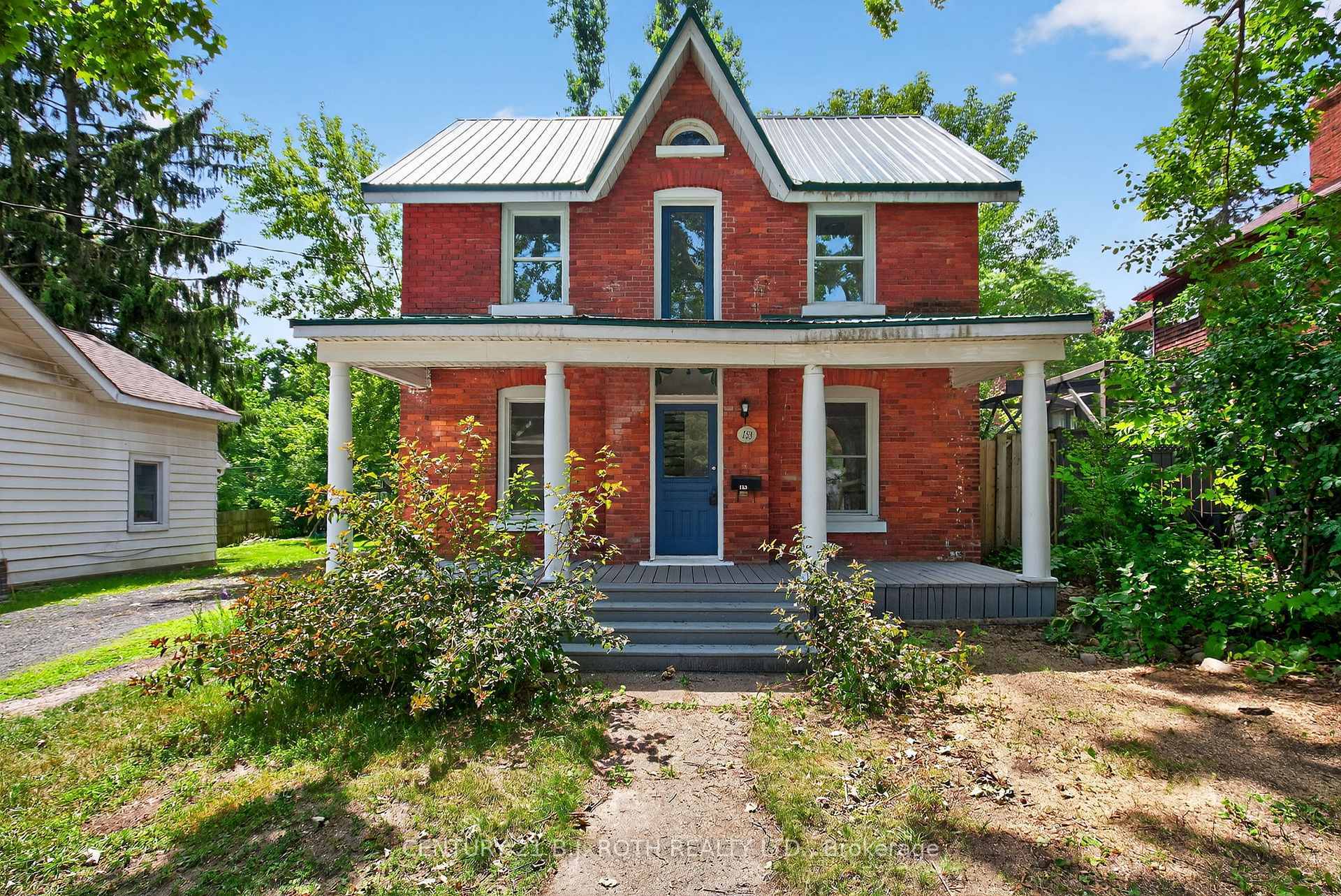 Property Photo: 153 Laclie Street ON L3V 4N1