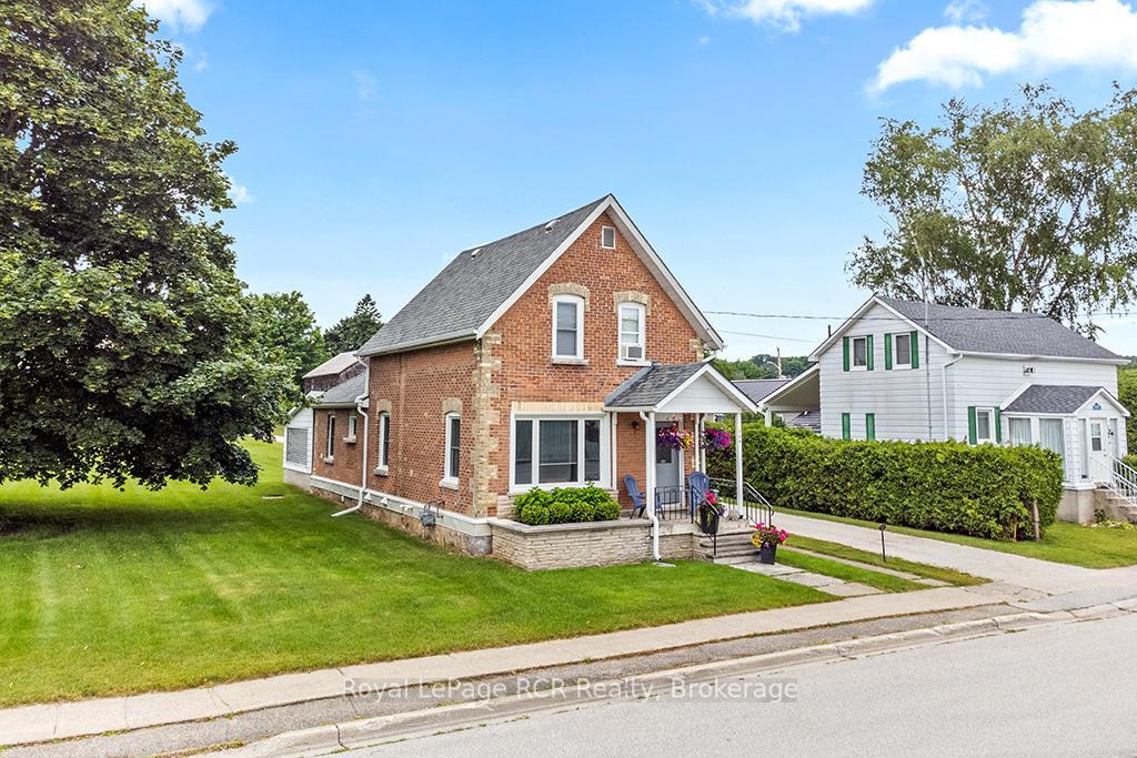 524 Scott Street  South Bruce Peninsula ON N0H 2T0 photo