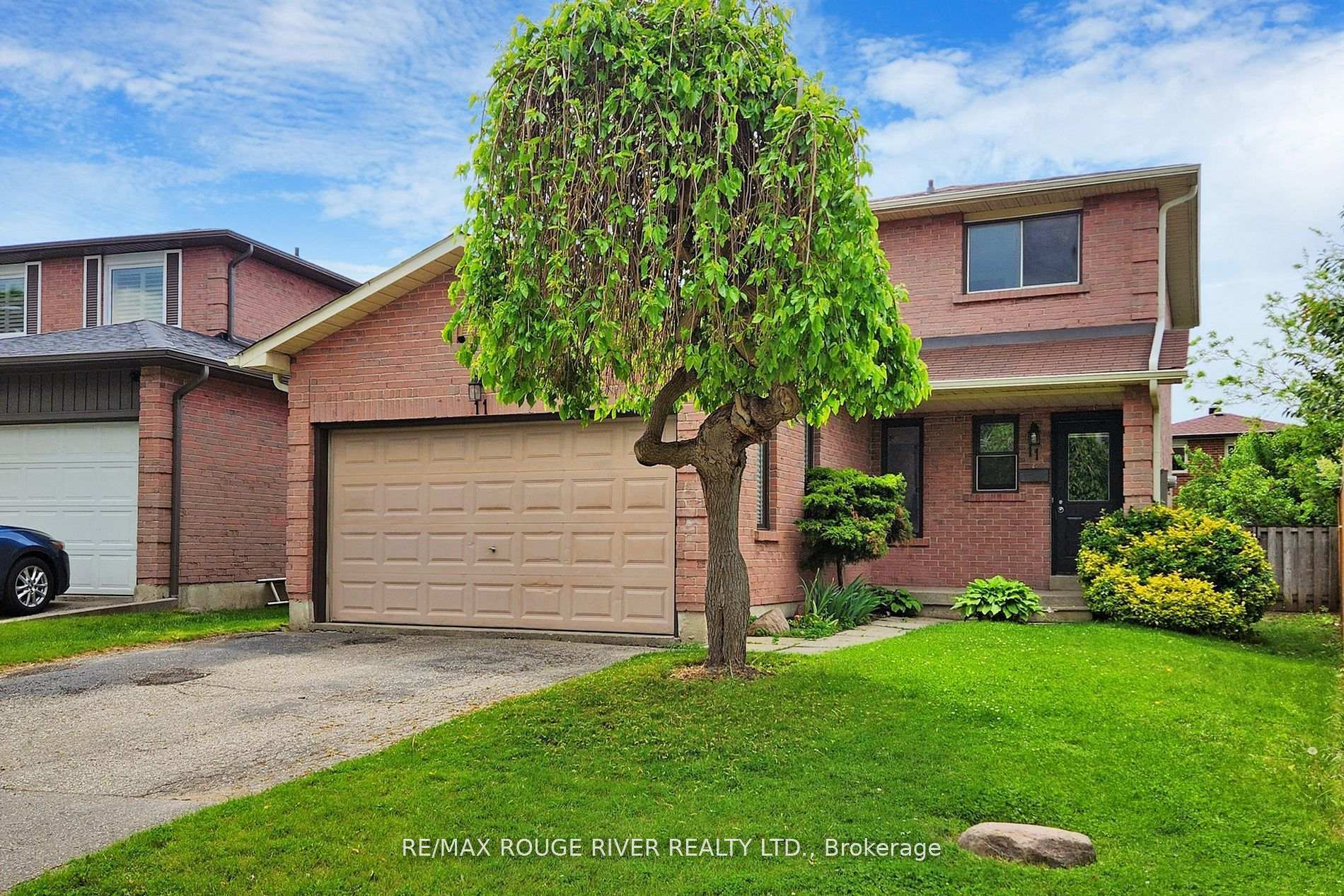 Photo de la propriété:  11 Grandhall Court  ON M1C 3N6 