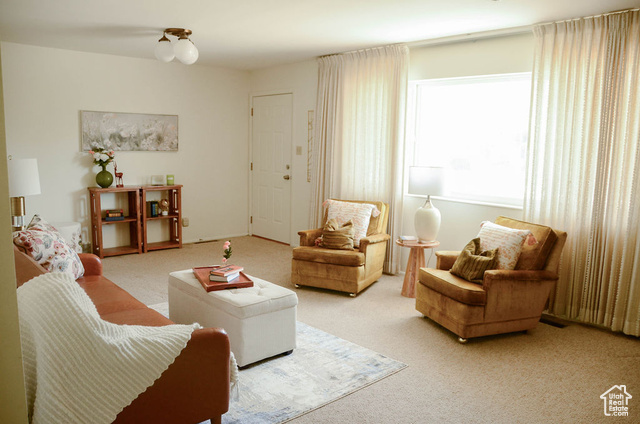 Property Photo: 521 N Grove Dr UT 84004