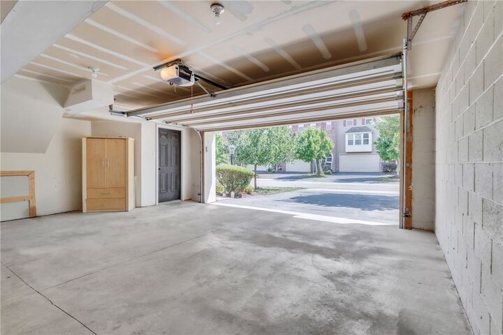 Property Photo:  305 Broadstone Dr  PA 16046 