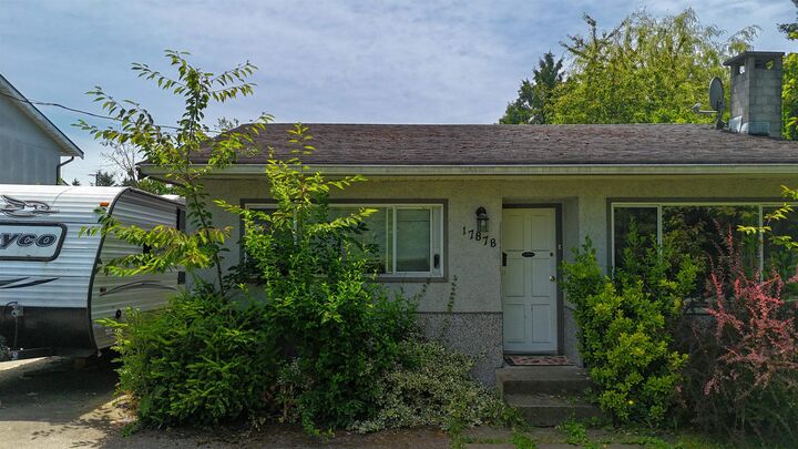 Photo de la propriété:  17878 60 Avenue  BC V3S 1V4 