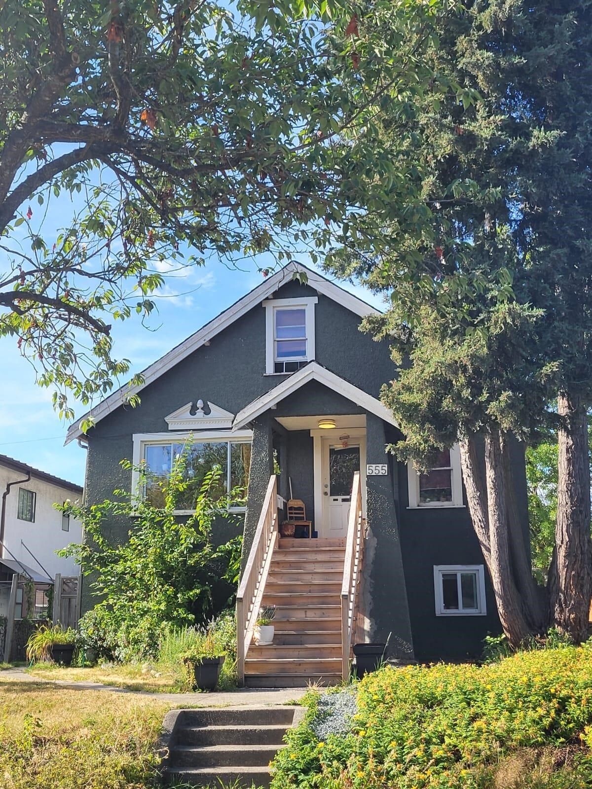 Property Photo: 555 E 18th Avenue BC V5V 1G2