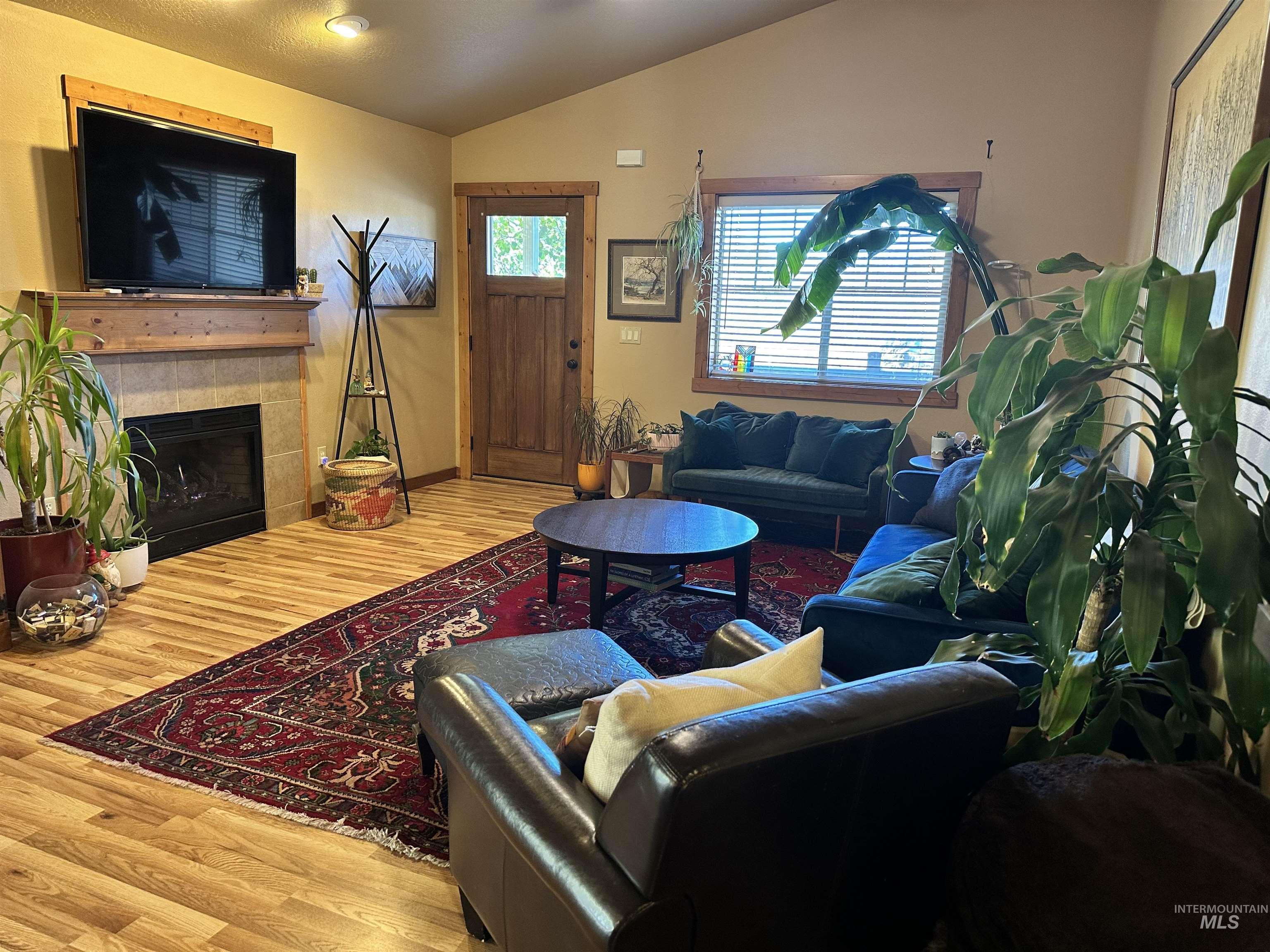 Property Photo: 1661 Ginney Way ID 83638