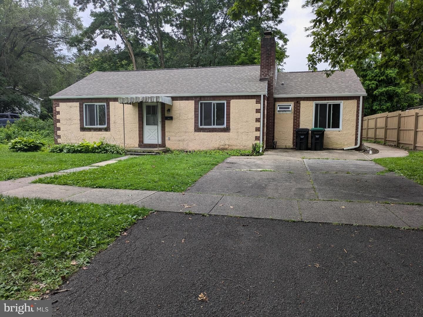 Property Photo: 106 Westerly Parkway PA 16801