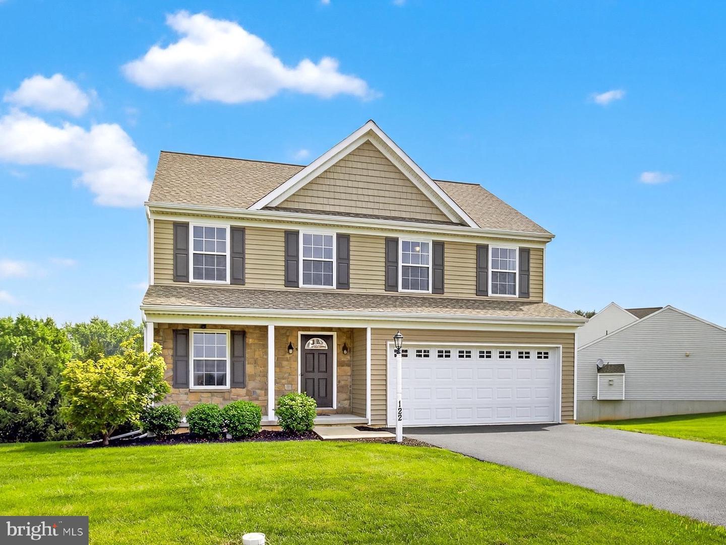 122 Lakeside Crossing  Mount Joy PA 17552 photo