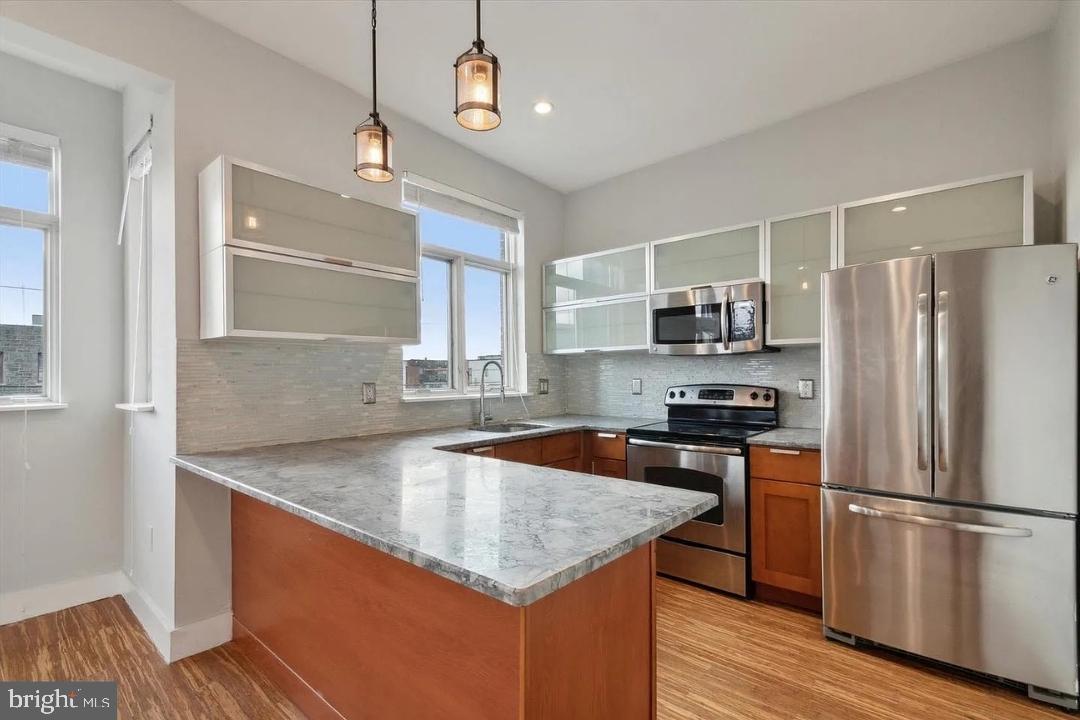 808 N 4th Street 2  Philadelphia PA 19123 photo