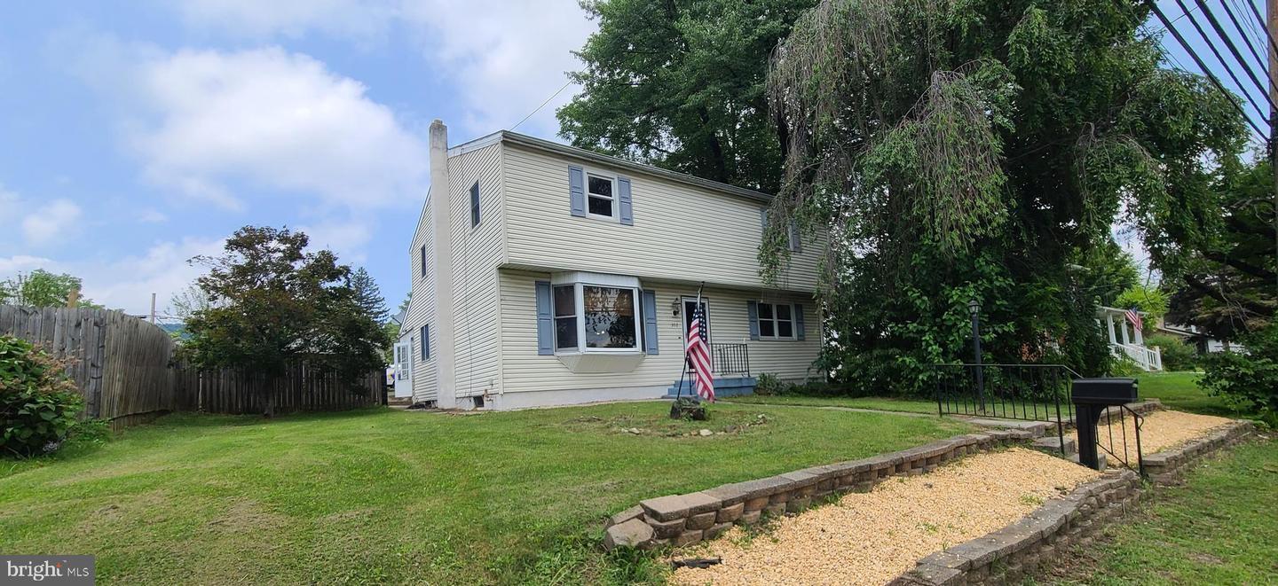 Property Photo: 302 Valley Road PA 17025