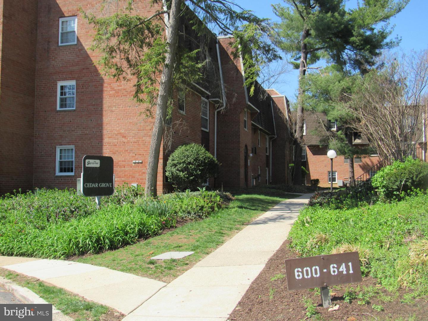Property Photo: 4000 Gypsy Lane 603 F2 PA 19129