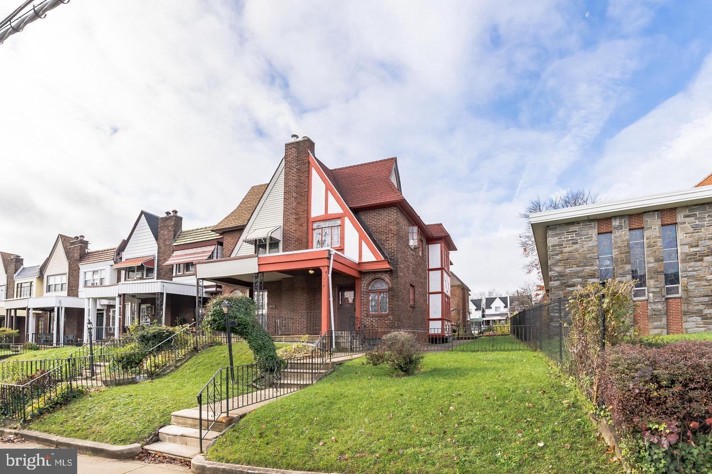 Property Photo: 7032 Limekiln Pike PA 19138
