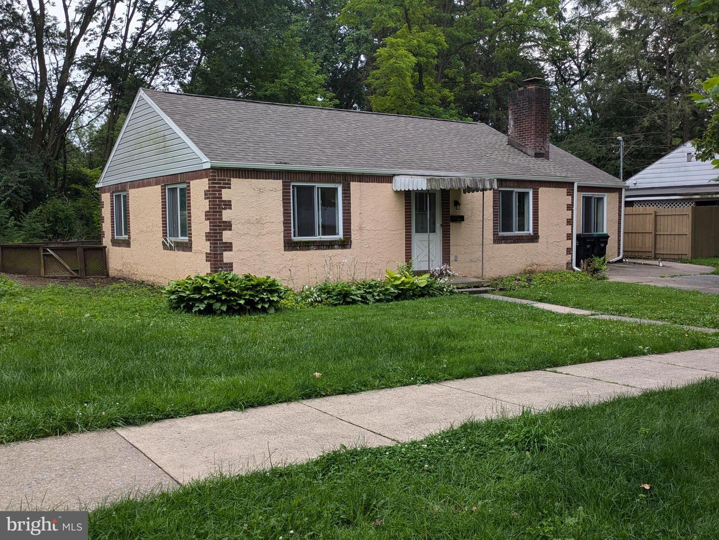 Property Photo:  106 Westerly Parkway  PA 16801 