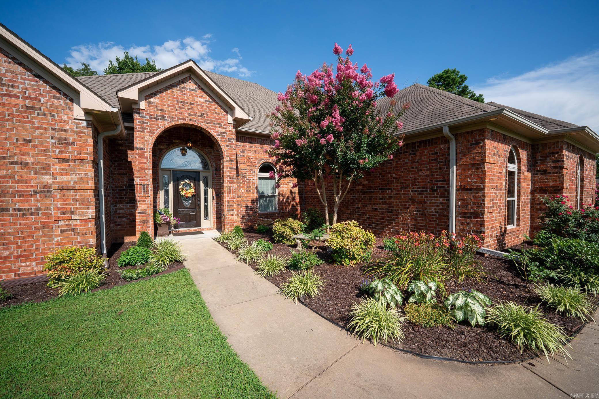 Property Photo: 13 Scenic Point AR 72058