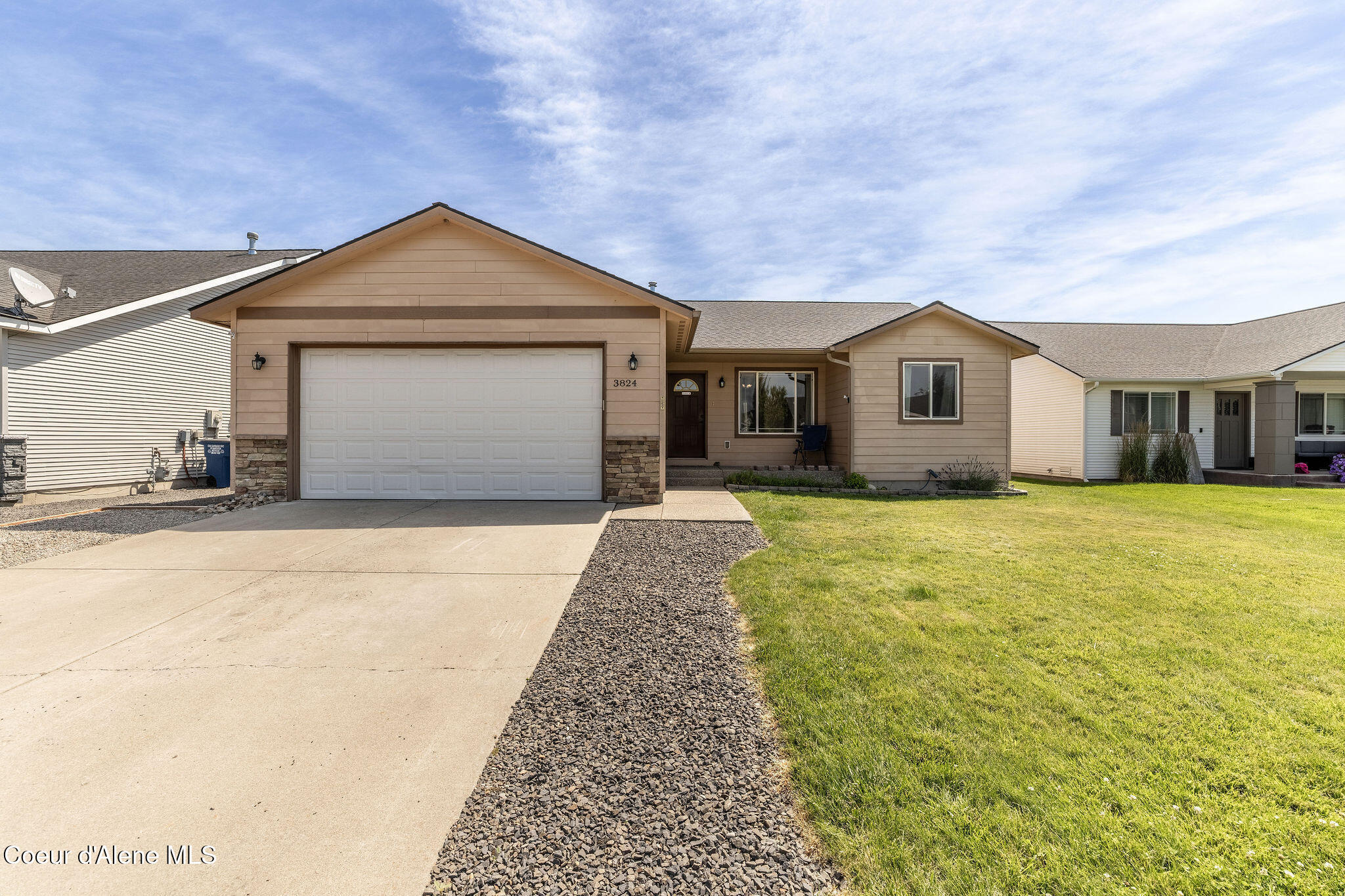 3824 N Maxfli Ln  Post Falls ID 83854 photo