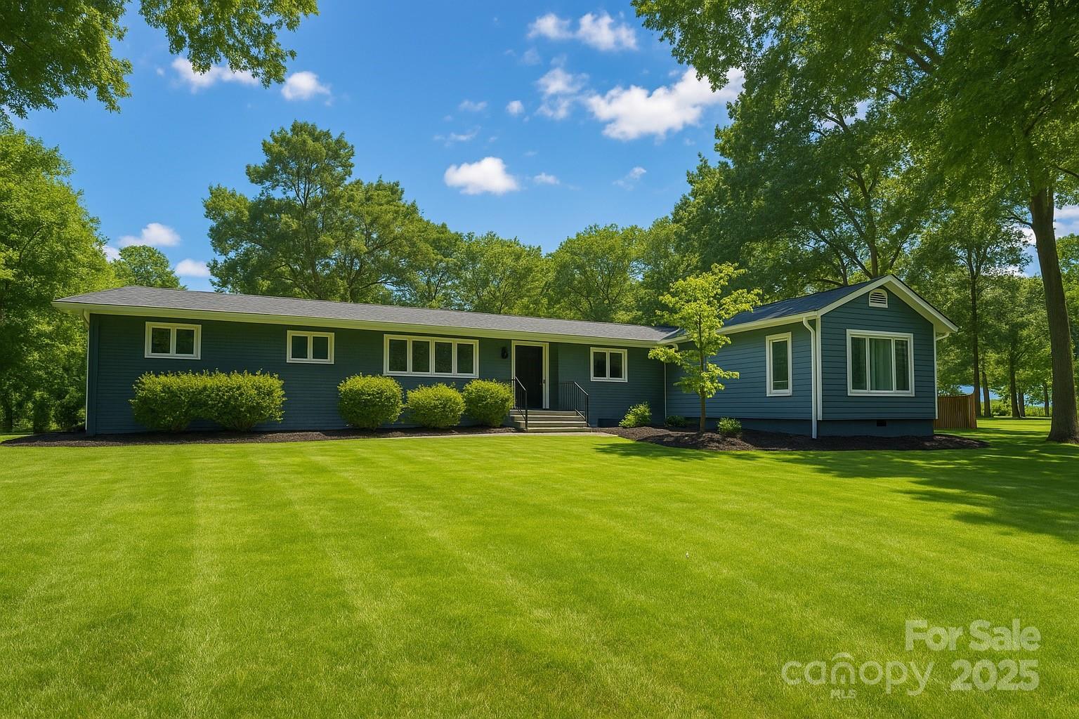 8139 Cedarbrook Drive  Charlotte NC 28215 photo