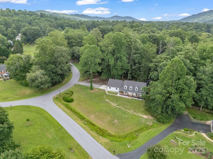 213 Raintree Drive  Hendersonville NC 28791 photo