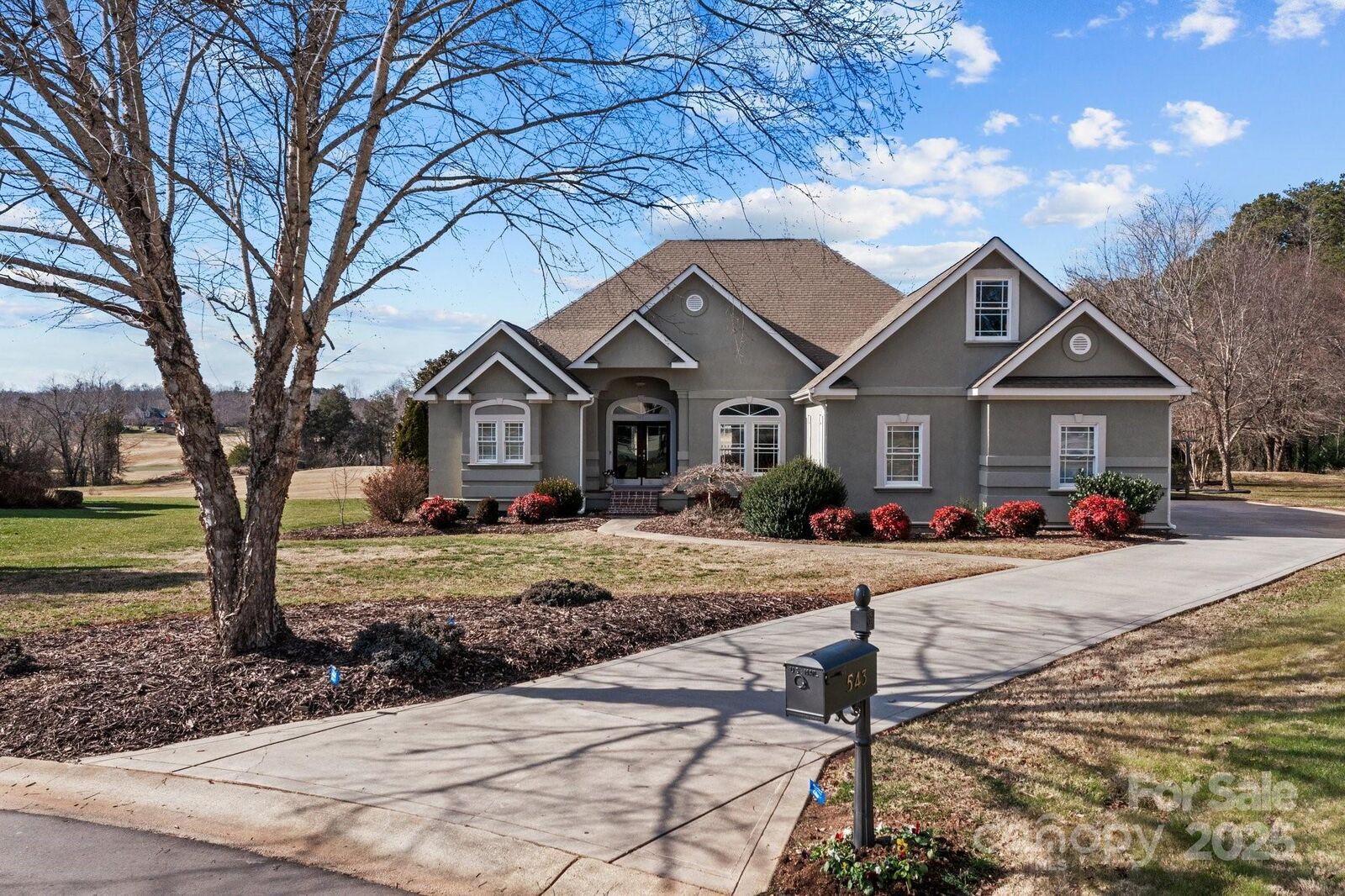 Property Photo:  543 Muirfield Way  NC 28144