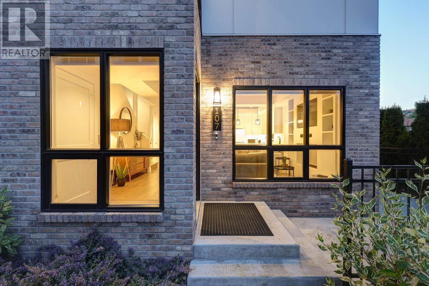 1308 Richter Street 107  Kelowna BC V1Y 2L3 photo