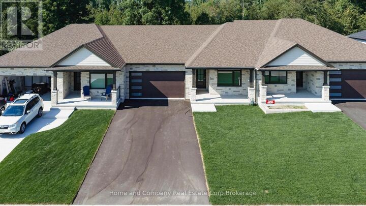 Property Photo: 54 Deer Ridge Lane ON N0M 1G0