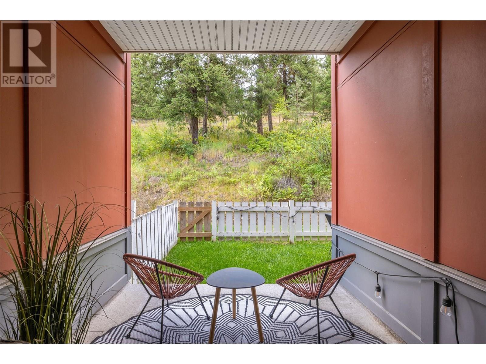 Property Photo: 1481 Glenmore Road North 210 BC V1V 2C5