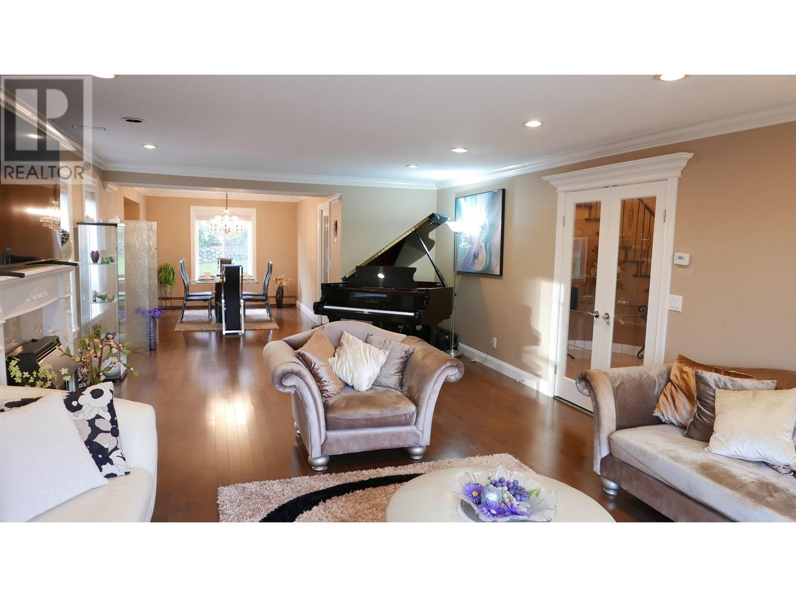 Property Photo: 7625 Aubrey Street BC V5A 1K6