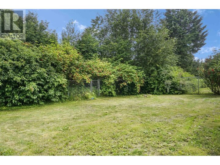 Property Photo:  78 Lillooet Crescent  BC V8C 1Z8 