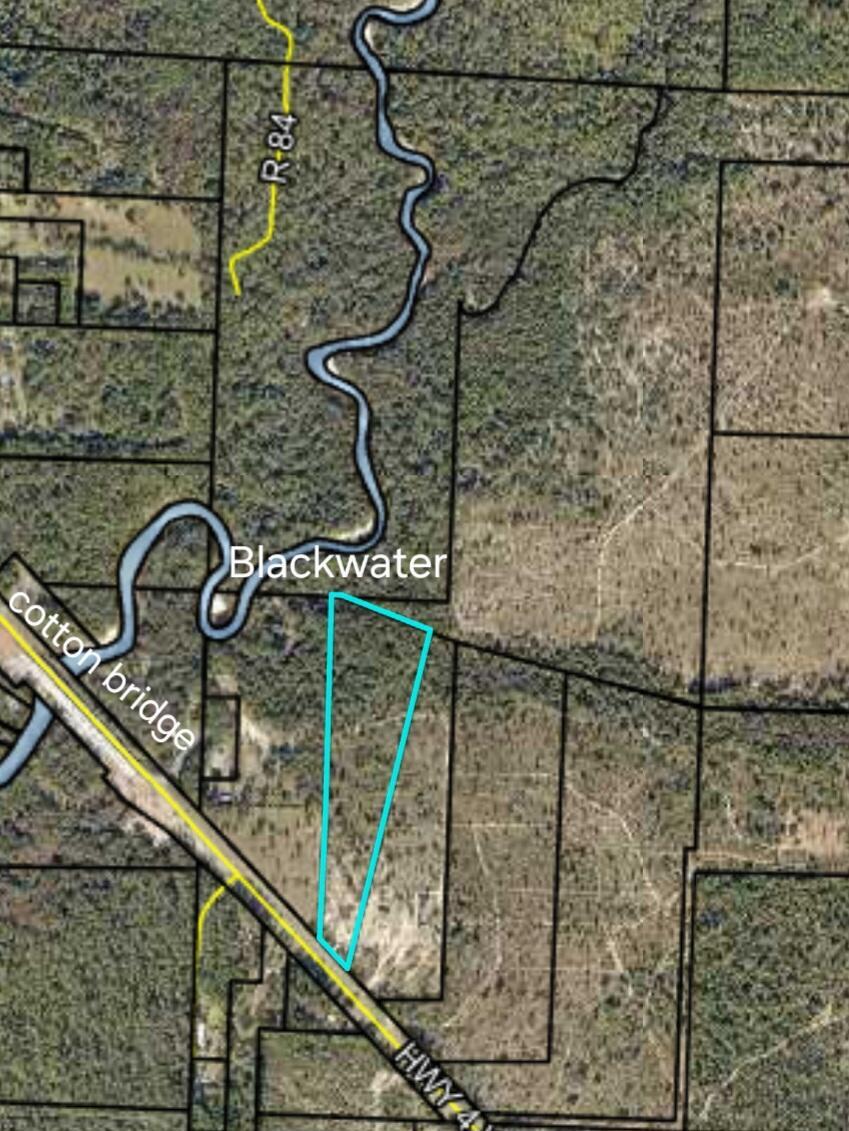 Property Photo: 6251 Highway 4 FL 32531