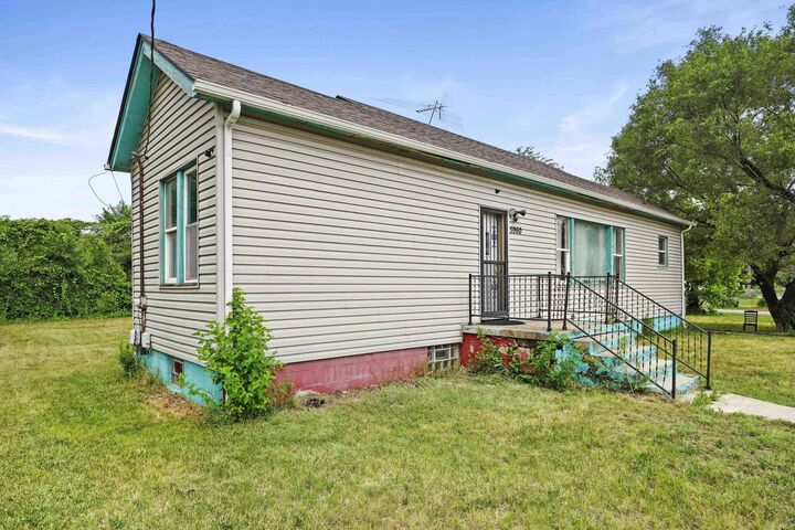 Property Photo:  5960 White Oak Avenue  IN 46320 