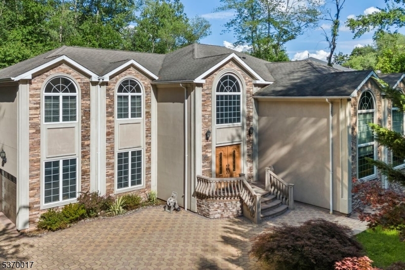 Property Photo: 35 Waughaw Rd NJ 07082