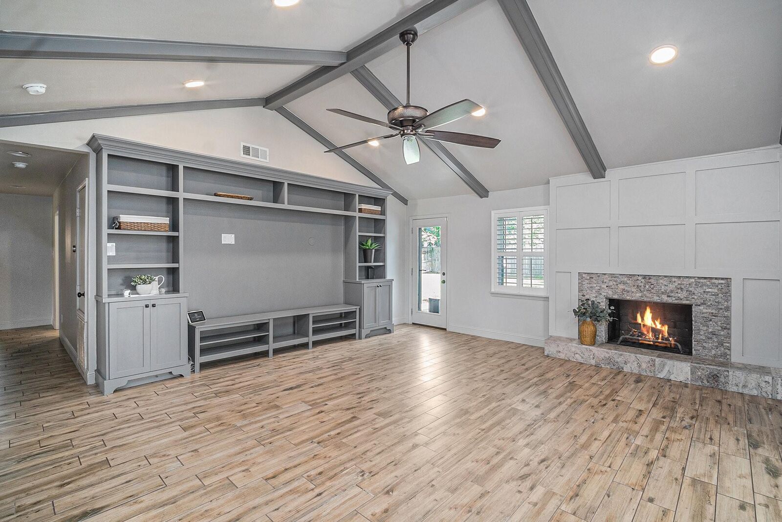 Property Photo:  10602 Del Monte Drive  TX 77042 