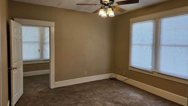 Property Photo: 403 S 7th Street 4 TX 75835