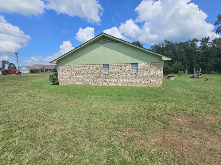 Property Photo: 3404 E State Hwy 154 TX 75644