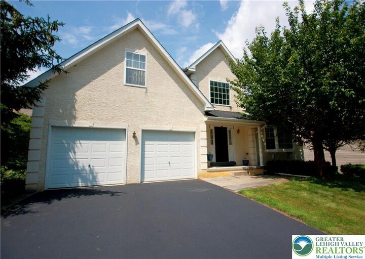 Property Photo:  3814 Clay Drive  PA 18062 