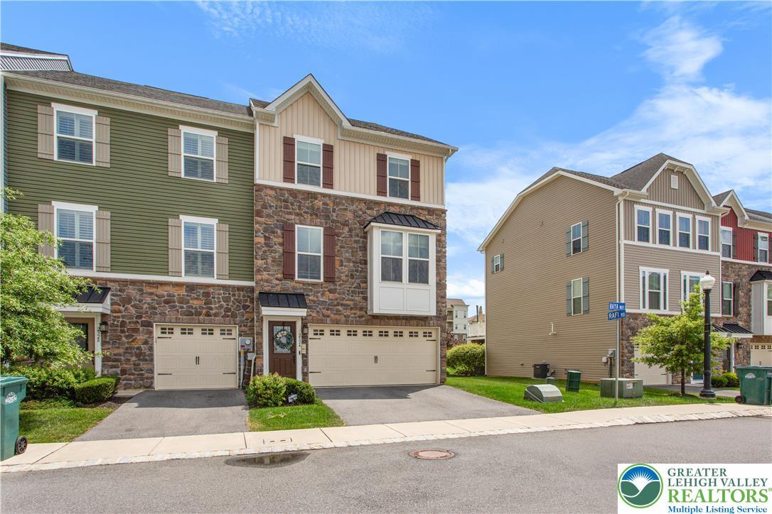 Property Photo: 2324 Raya Way PA 18045