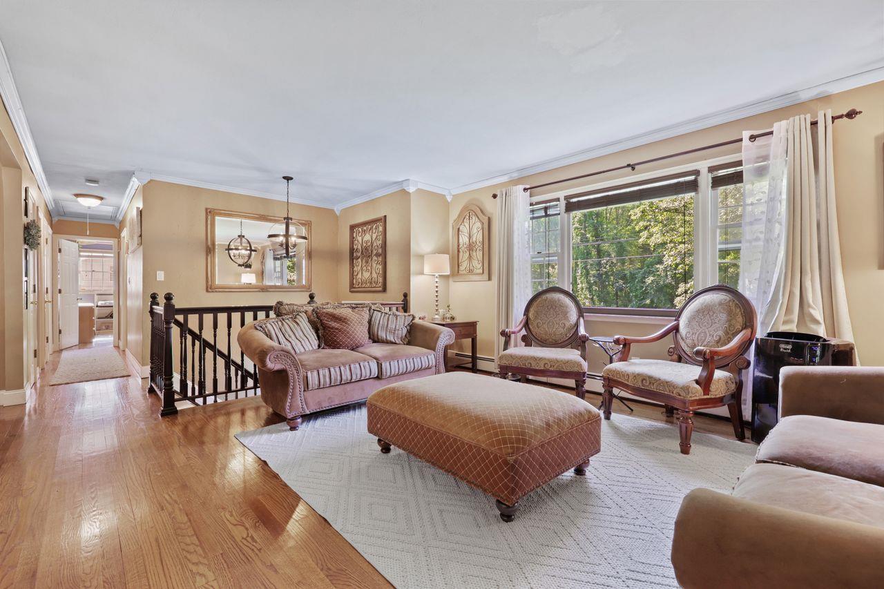 Property Photo:  39 Bykenhulle Road  NY 12533 