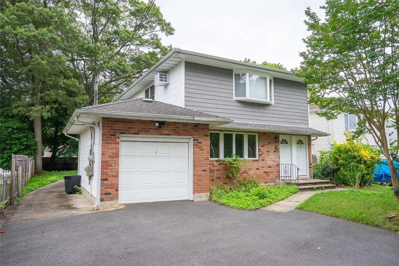 Property Photo:  7 Miller Drive  NY 11755 