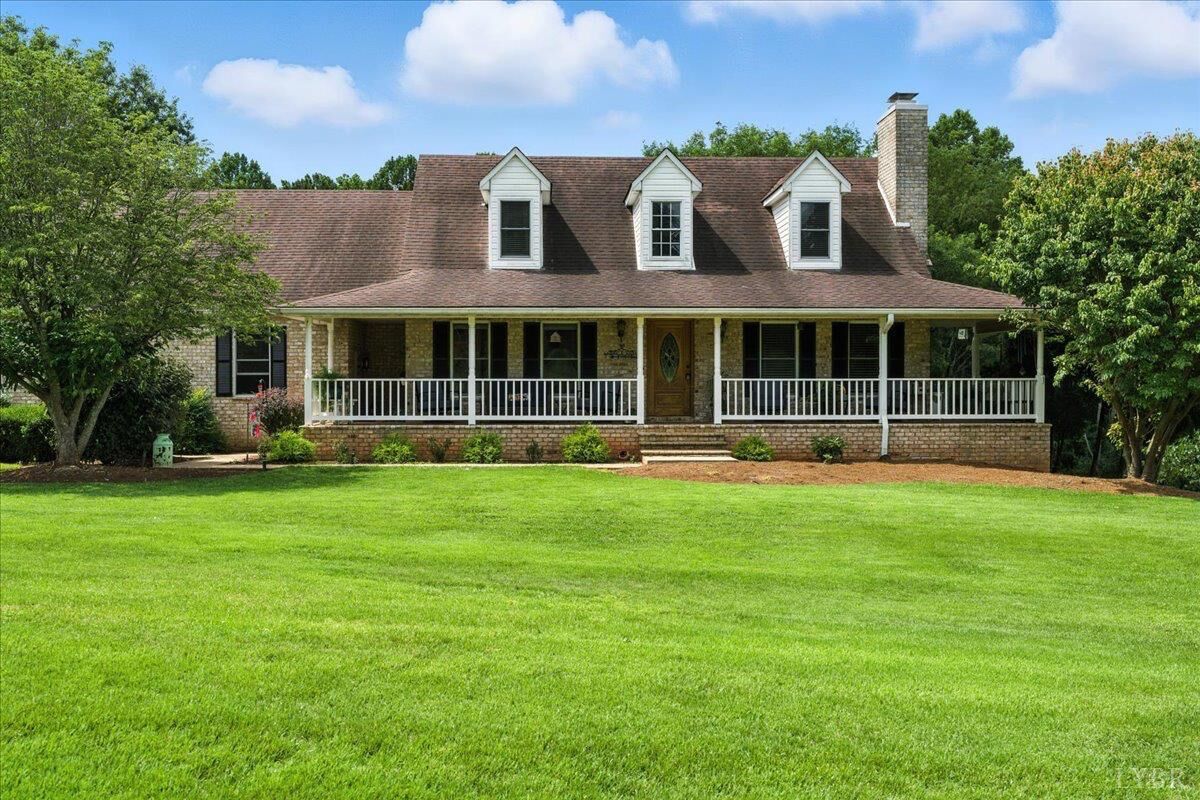 Property Photo:  107 Mockingbird Circle  VA 24523 