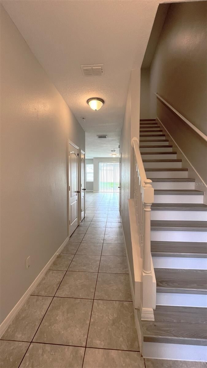 Property Photo:  1550 Peterson Place  FL 32773 