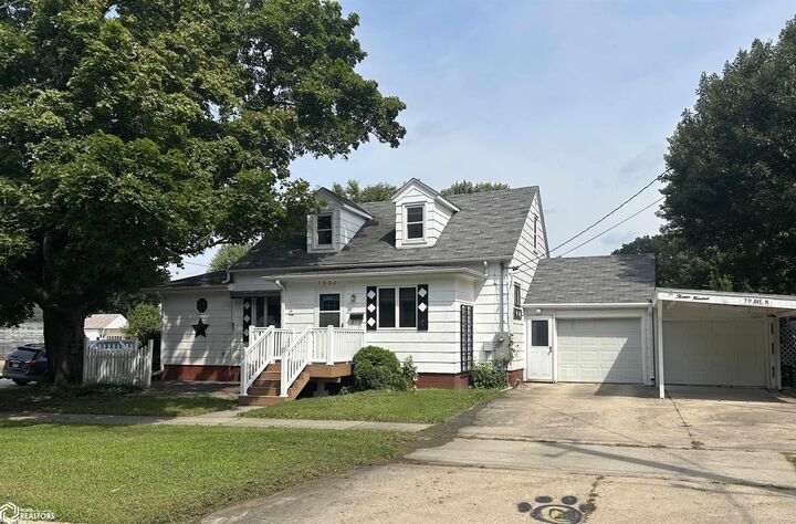 1300 7th Avenue N  Clear Lake IA 50428 photo