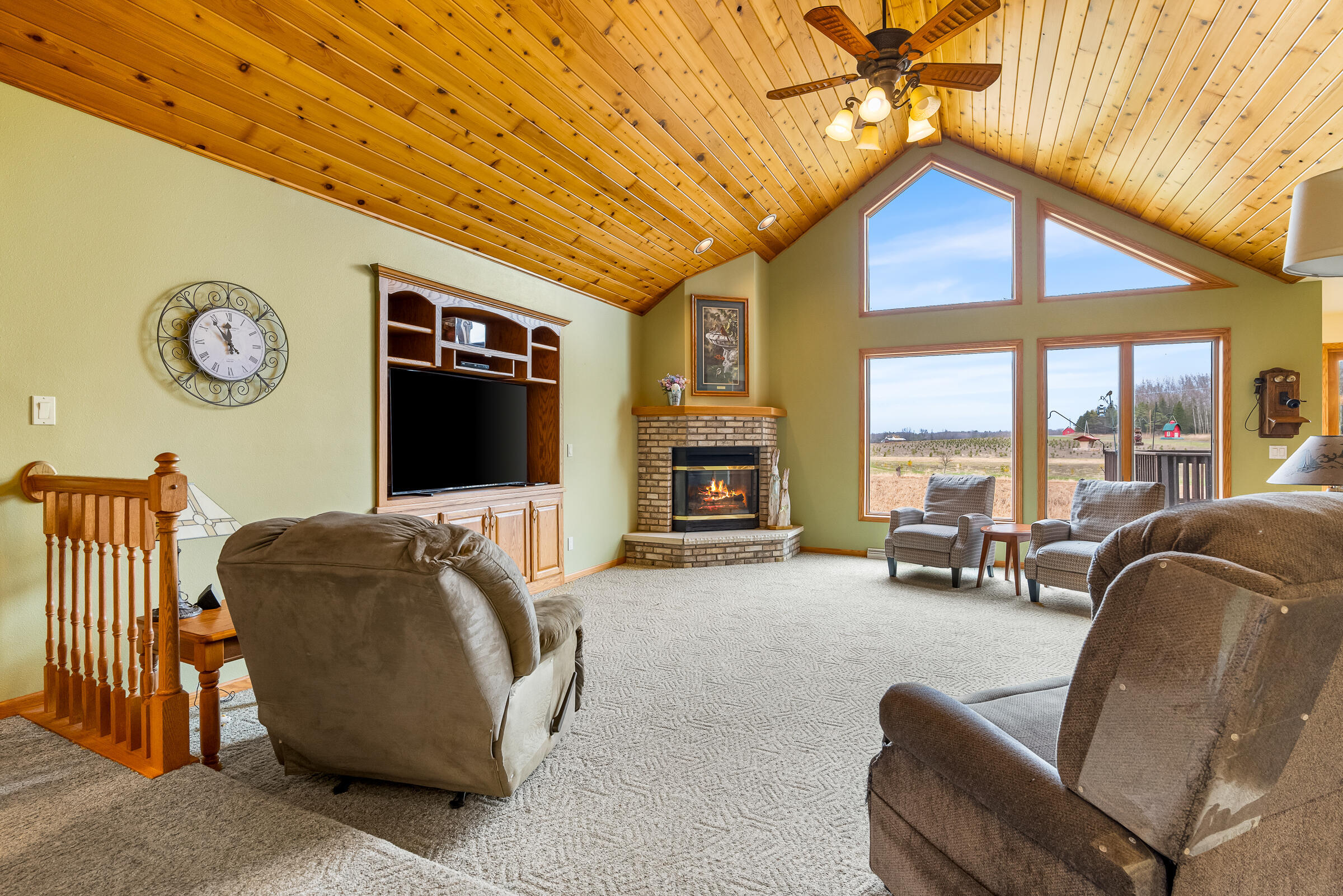 Property Photo:  5509 Thunder Rd  WI 54247 