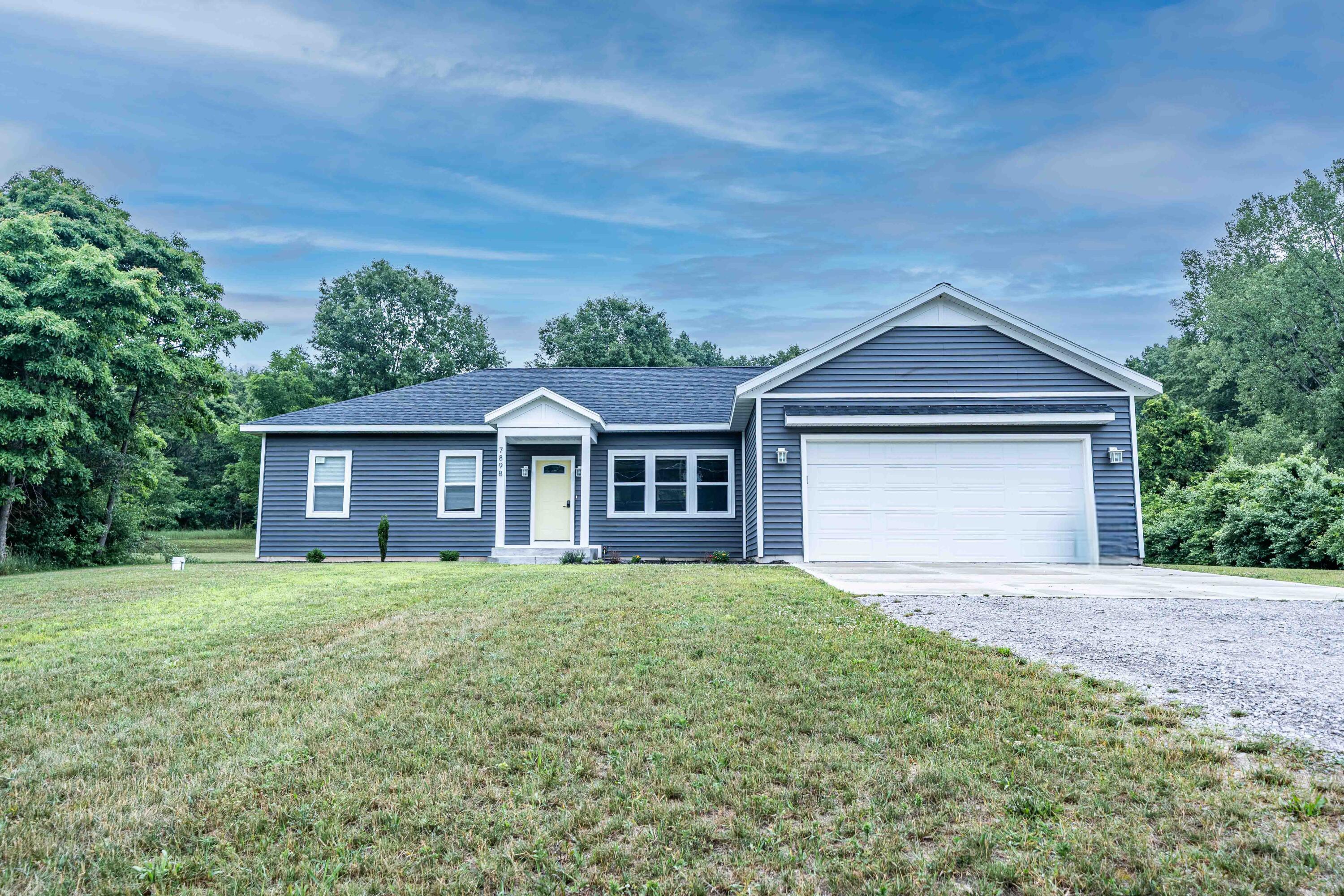 7898 W Juniper Beach Road  Mears MI 49436 photo