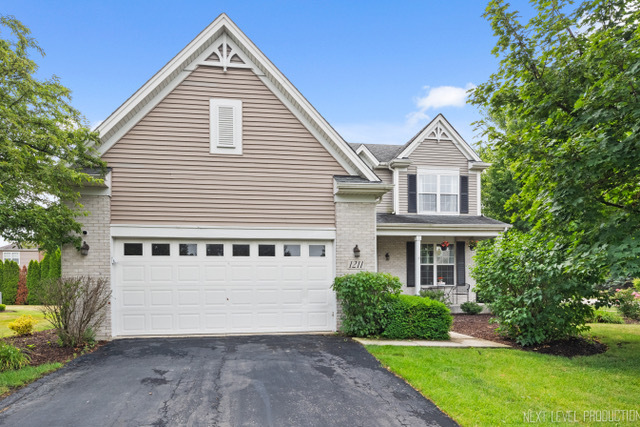1211 Hall Street  Sugar Grove IL 60554 photo