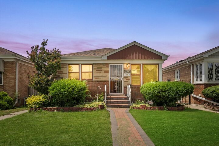 1028 32nd Avenue  Bellwood IL 60104 photo