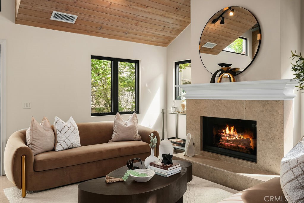 Property Photo: 441 1/2 Goldenrod Avenue CA 92625