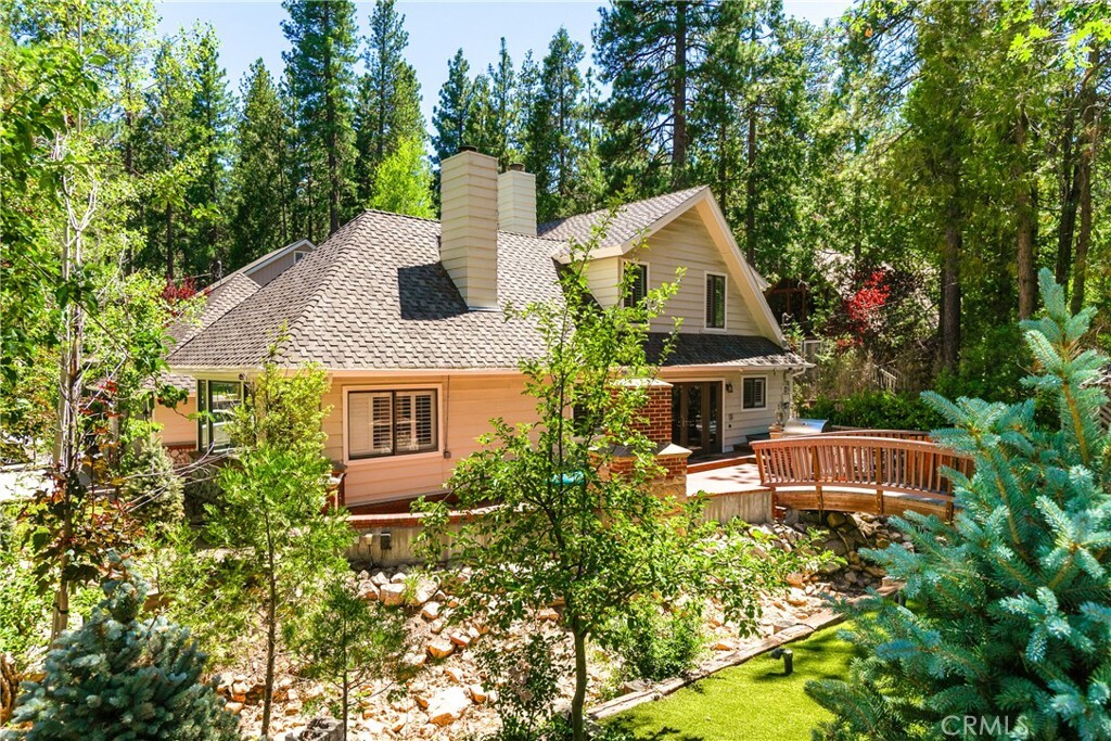 Property Photo: 514 Riviera Drive CA 92352