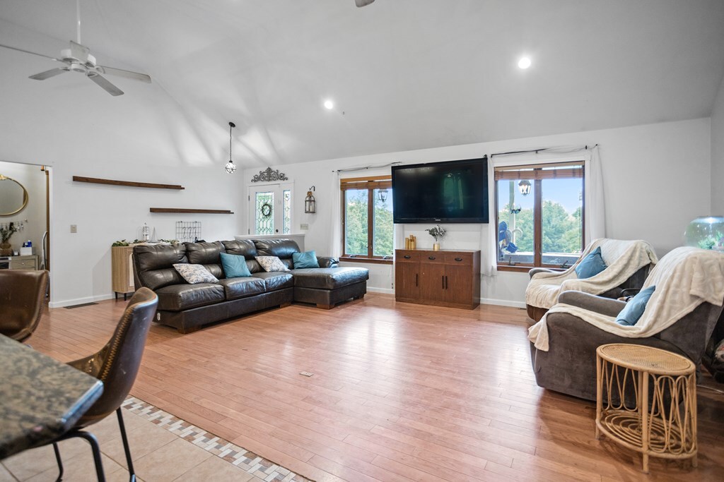 Property Photo: 1579 S Elk Run Rd PA 16901