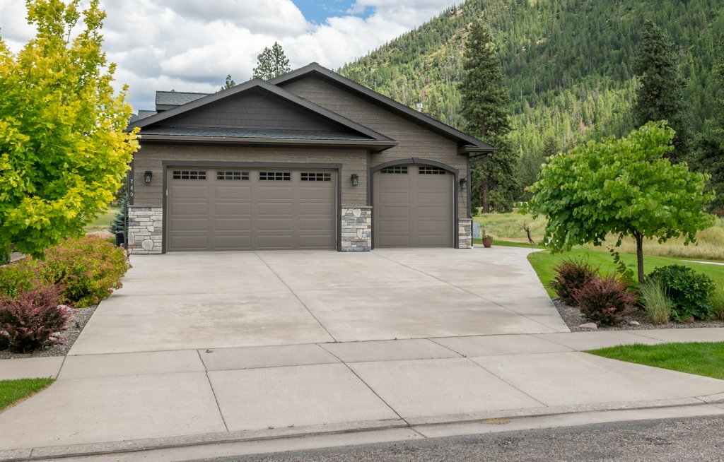 Property Photo: 780 Anglers Bend Way MT 59802