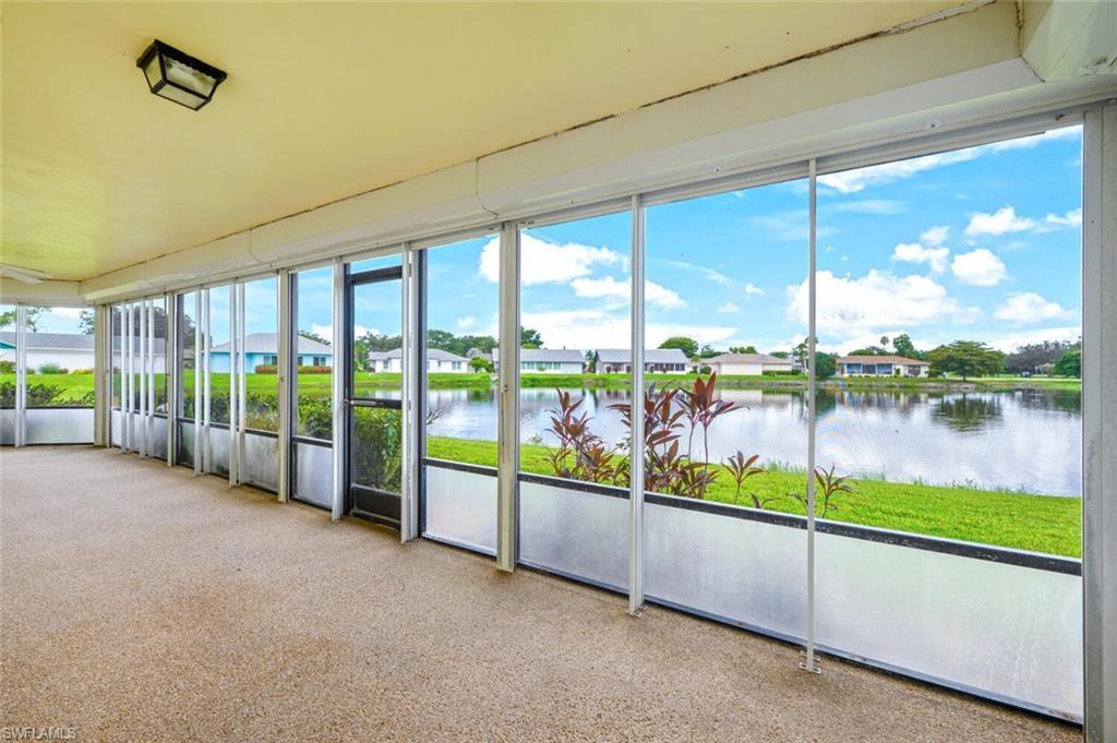 Property Photo:  113 Picardy Ct  FL 34112 