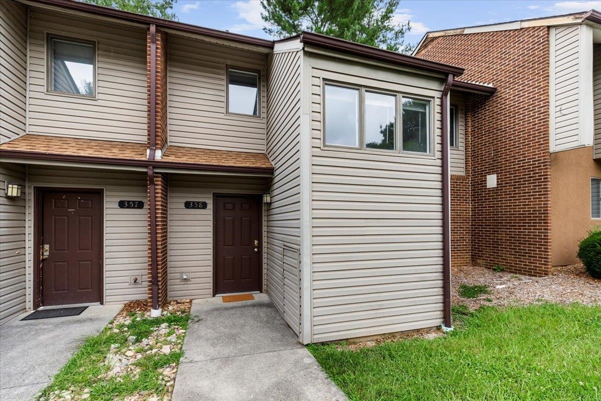 Property Photo: 358 Shenandoah Circle VA 24060