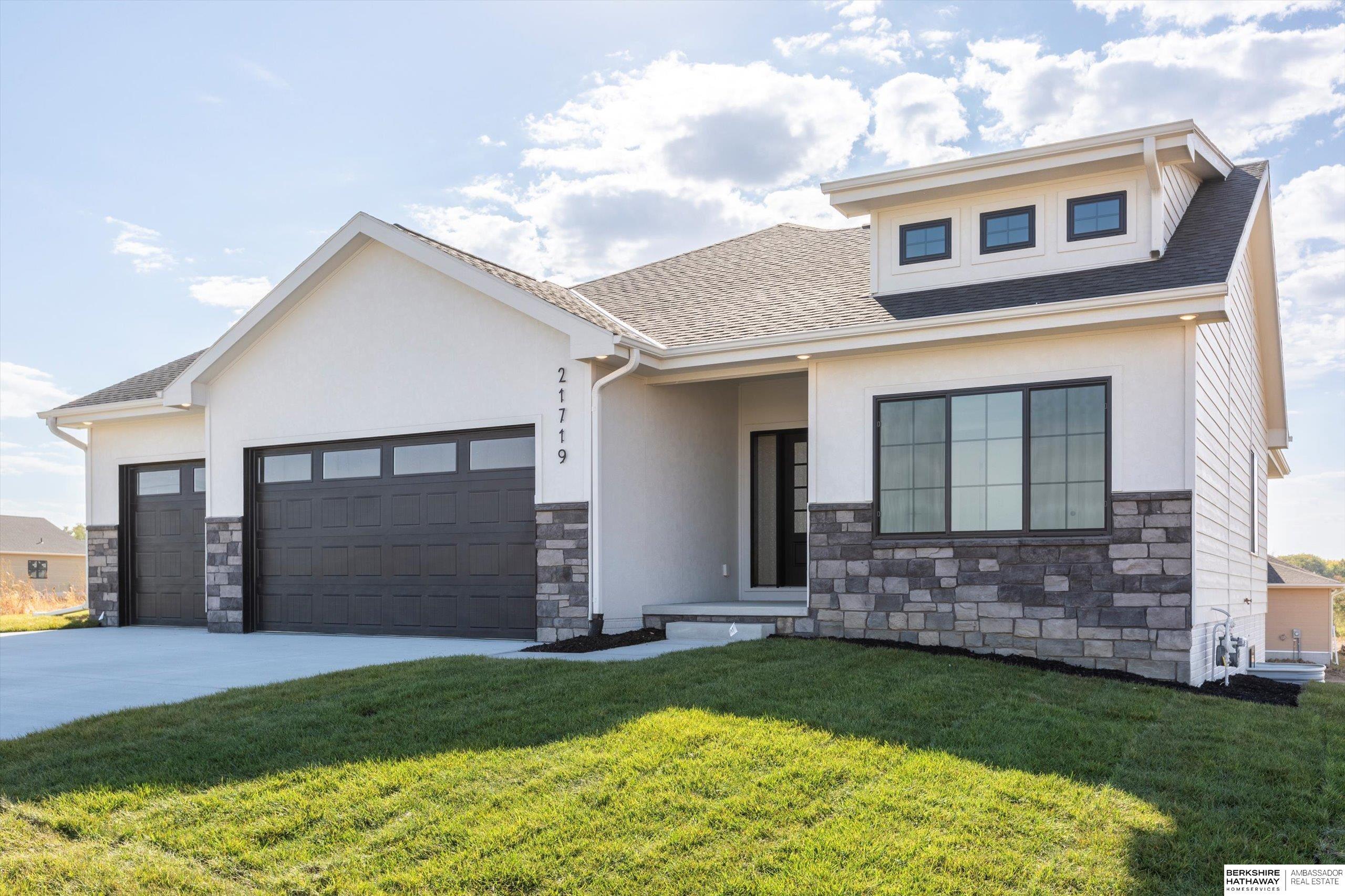Property Photo: 18058 Sycamore Drive NE 68028
