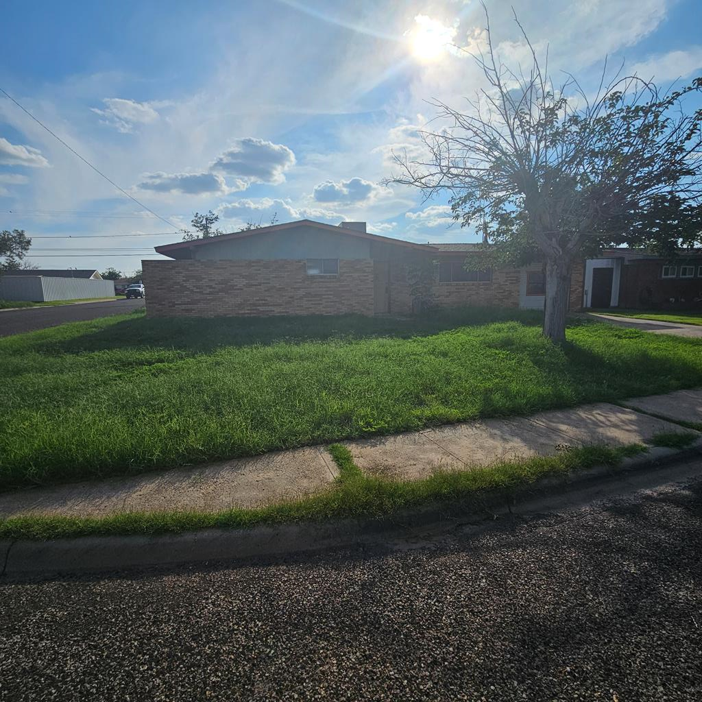 Property Photo:  2601 Verde Ave  TX 79761 